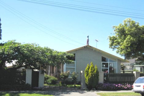 Photo of property in 11 Leacroft Street, Bishopdale, Christchurch, 8053