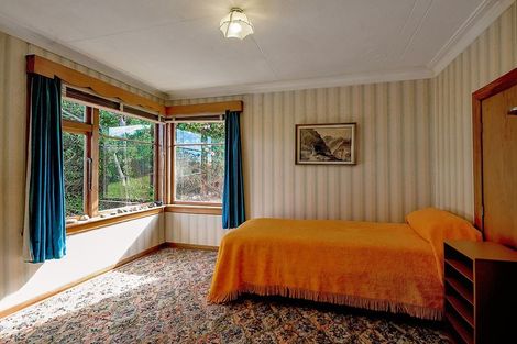 Photo of property in 19 Seaview Terrace, Kew, Dunedin, 9012