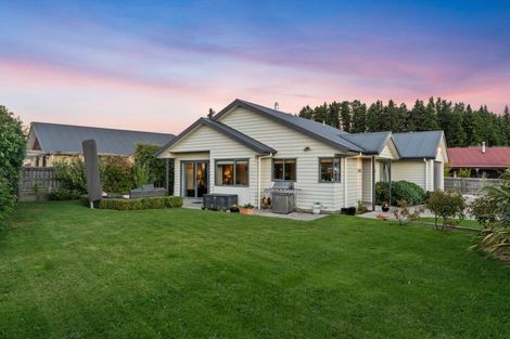 Photo of property in 7 Perrow Street, Wanaka, 9305