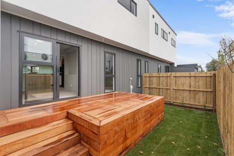 Photo of property in 8b Mackworth Street, Woolston, Christchurch, 8062