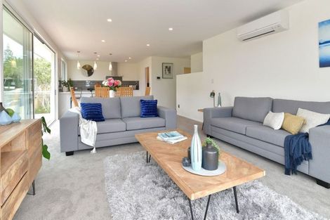 Photo of property in 877 Whangaparaoa Road, Manly, Whangaparaoa, 0930