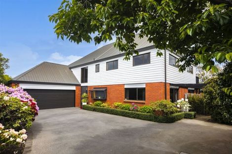 Photo of property in 2/5a Regency Crescent, Redwood, Christchurch, 8051