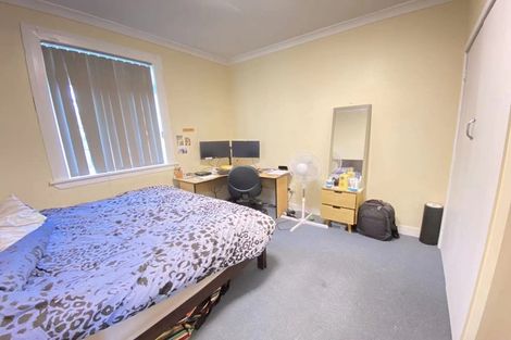 Photo of property in 14 Northcote Road, Takapuna, Auckland, 0622