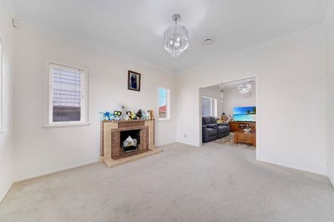 Photo of property in 142d Rangitoto Road, Papatoetoe, Auckland, 2025