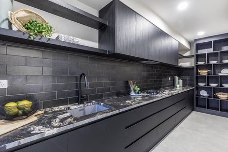 Photo of property in 11 Henry Blyth Lane, Greenhithe, Auckland, 0632