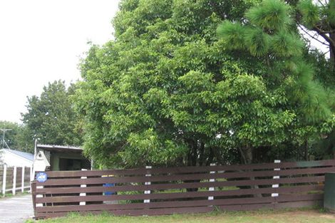 Photo of property in 16 Sabot Place, Massey, Auckland, 0614