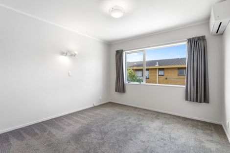 Photo of property in 1/45 Bay Street, Red Beach, 0932