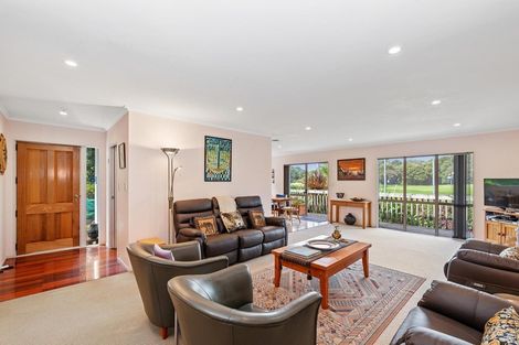 Photo of property in 44 Cutler Street, New Lynn, Auckland, 0600