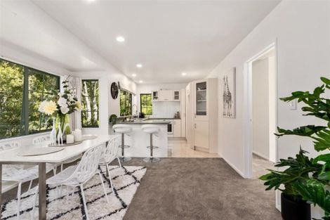 Photo of property in 42a Rangatira Road, Birkenhead, Auckland, 0626