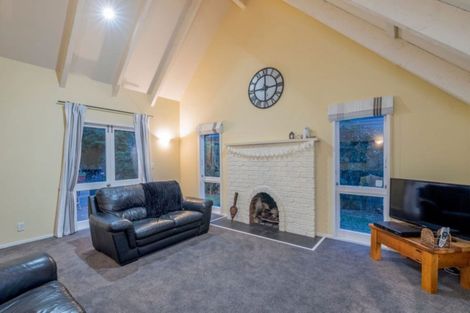 Photo of property in 11 River Glade, Waikanae, 5036