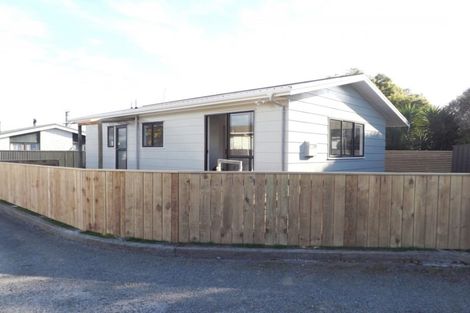 Photo of property in 14a Douglas Street, Levin, 5510