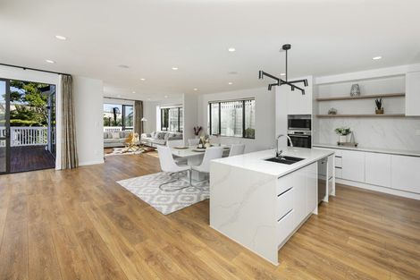 Photo of property in 8c Albany Highway, Greenhithe, Auckland, 0632