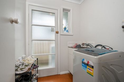 Photo of property in 33 Henderson Crescent, Parkvale, Tauranga, 3112