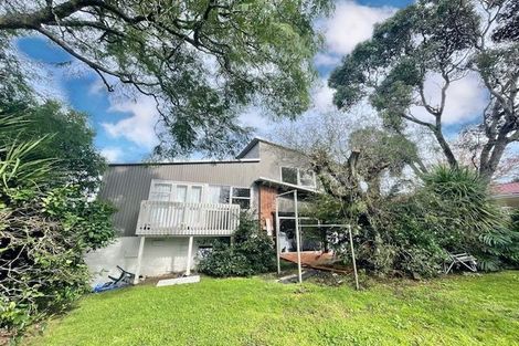 Photo of property in 23 Totara Grove, Hillcrest, Auckland, 0627