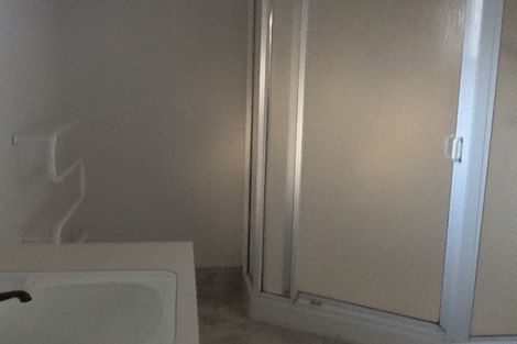 Photo of property in 14 Ingle Avenue, Waipahihi, Taupo, 3330