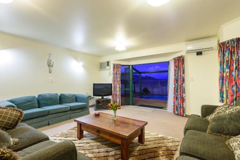 Photo of property in 51 Fairview Place, Te Puke, 3119