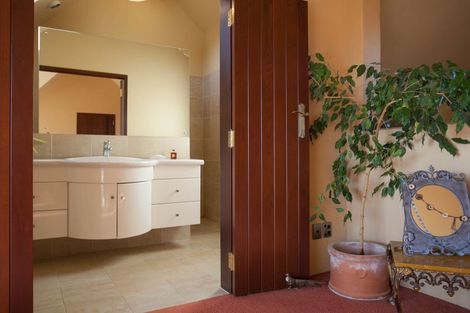 Photo of property in 228 Leger Grove, Te Awamutu, 3875