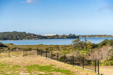 Photo of property in 48 Old Waipu Road, Mangawhai, 0505