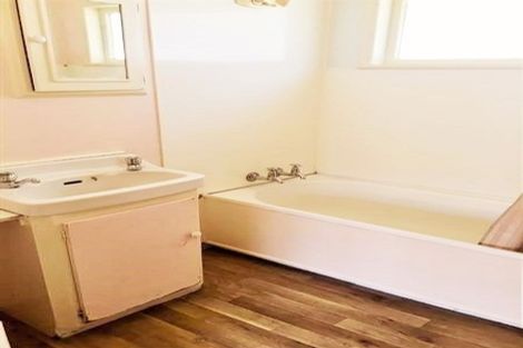 Photo of property in 3/20 Royston Street, Rosehill, Papakura, 2113