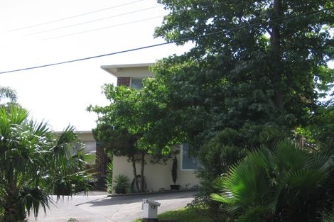 Photo of property in 2/13 Braemar Road, Castor Bay, Auckland, 0620