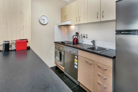 Photo of property in 112/3 Morningside Drive, Morningside, Auckland, 1025