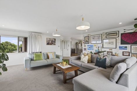 Photo of property in 287 Lincoln Road, Inglewood, 4389