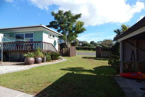 Photo of property in 47 Rangitane Loop Road, Kerikeri, 0294