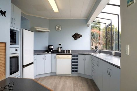 Photo of property in 17 Seaview Road, Ruakaka, 0116