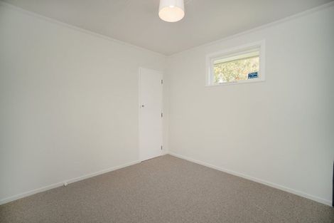 Photo of property in 15 Ruamahanga Crescent, Terrace End, Palmerston North, 4410