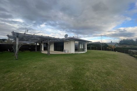 Photo of property in 3 Briar Bank Drive, Wanaka, 9305