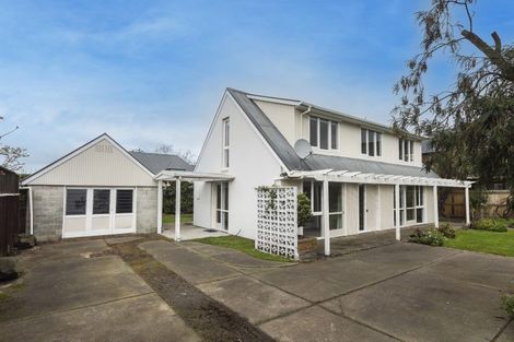 Photo of property in 32 Hawthorne Street, Strowan, Christchurch, 8052