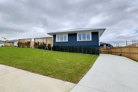 Photo of property in 8 Paul Way, Pokeno, 2402