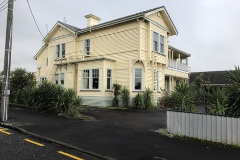 Photo of property in 26 Weymouth Street, New Plymouth, 4310