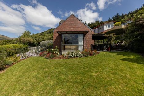Photo of property in 2 Emerald Lane, Cashmere, Christchurch, 8022