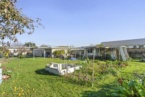 Photo of property in 72 Kent Street, Carterton, 5713