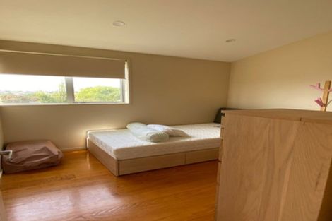 Photo of property in 210 Clovelly Road, Bucklands Beach, Auckland, 2012