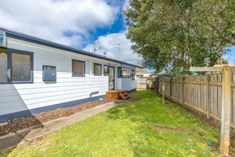 Photo of property in 7a Southsea Crescent, Silverdale, Hamilton, 3216