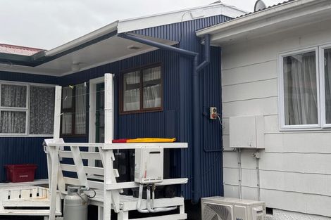 Photo of property in 5/93 Waikawa Road, Picton, 7220