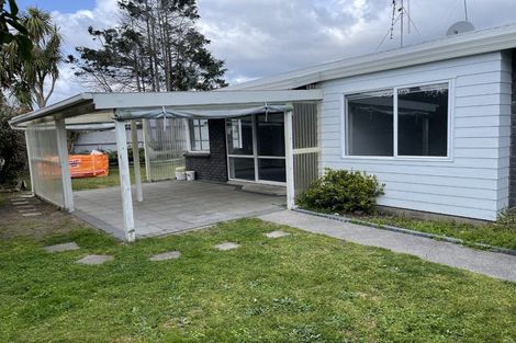 Photo of property in 4 Barbara Grove, Papamoa Beach, Papamoa, 3118