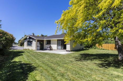 Photo of property in 1409 Main North Road, Waikuku, Rangiora, 7473