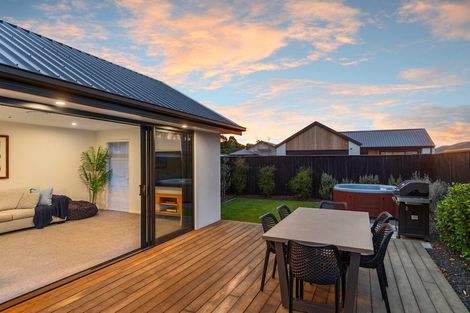 Photo of property in 22 Dray Place, Halswell, Christchurch, 8025