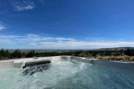 Photo of property in 246 Centrewood Park Road, Waimate, 7977