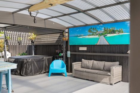 Photo of property in 69 Bert Wall Drive, Omokoroa, 3114