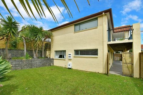 Photo of property in 11 Parkwood Crescent, Gulf Harbour, Whangaparaoa, 0930