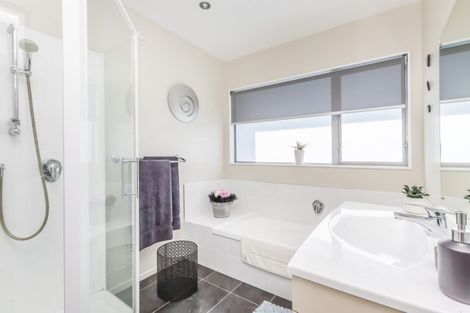 Photo of property in 71 Saint Ives Drive, Camborne, Porirua, 5026