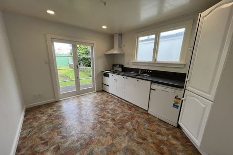 Photo of property in 100 Elizabeth Street, Mount Victoria, Wellington, 6011