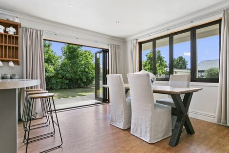 Photo of property in 65 Clare Street, Cambridge, 3434