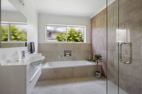 Photo of property in 21 Riverside Place, Katikati, 3129