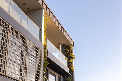 Photo of property in 7/14 Tamariki Avenue, Orewa, 0931