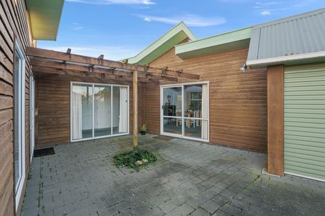 Photo of property in 20 Simcox Street, Otaki Beach, Otaki, 5512